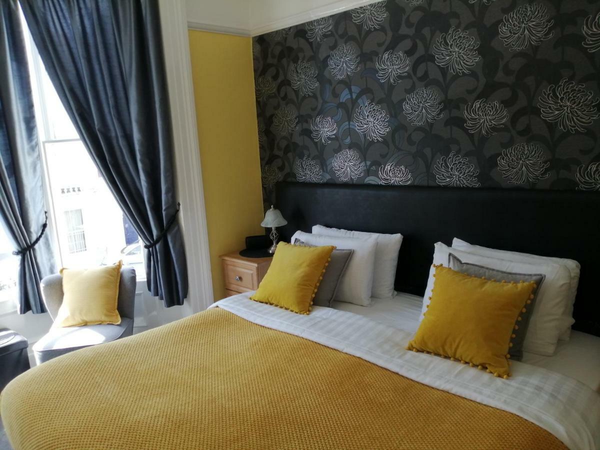 Burleigh Guest House Llandudno Esterno foto